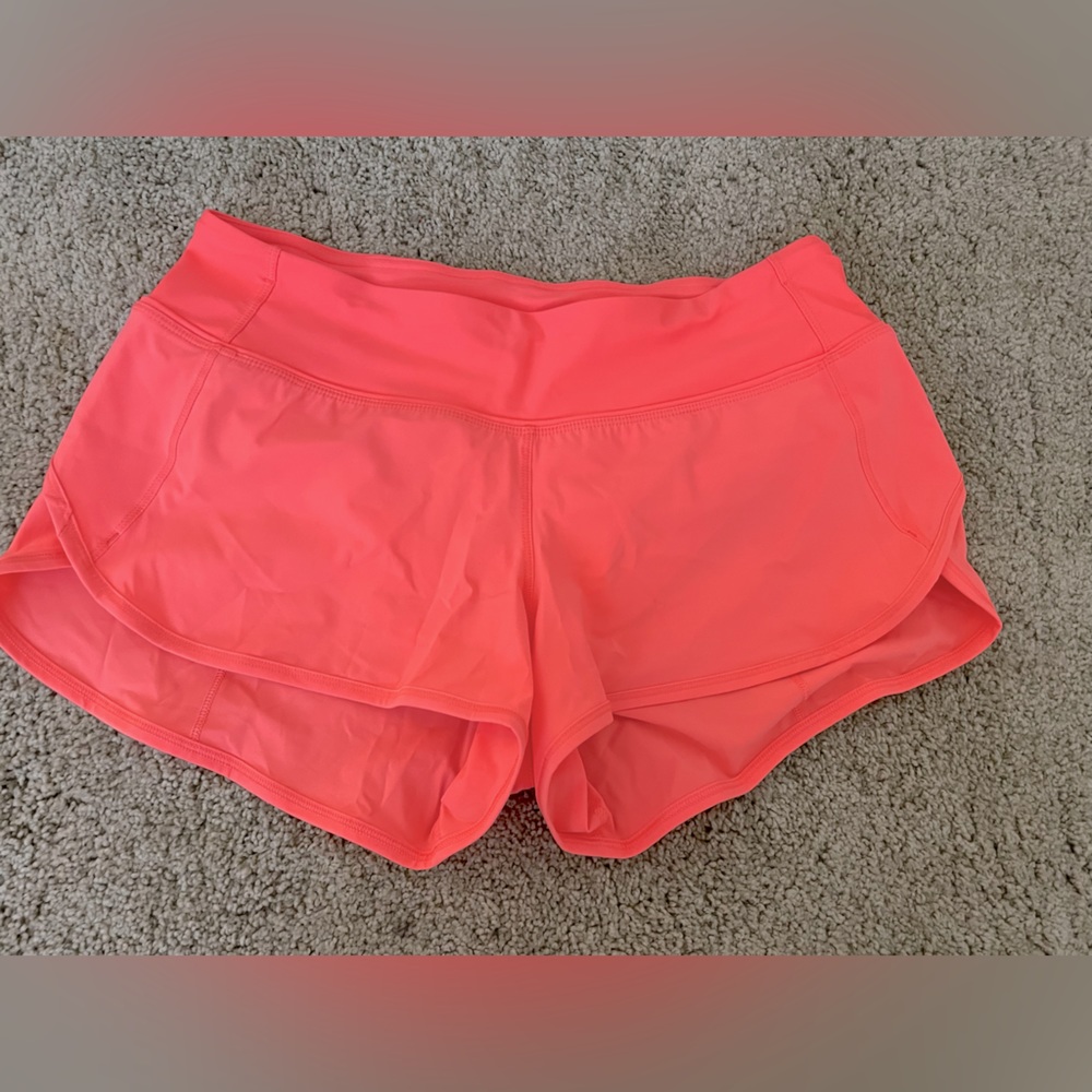 Lululemon size 4 pink shorts
